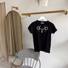 H*rmes NAKIŞ LOGO DETAYLI SİYAH T-SHIRT
