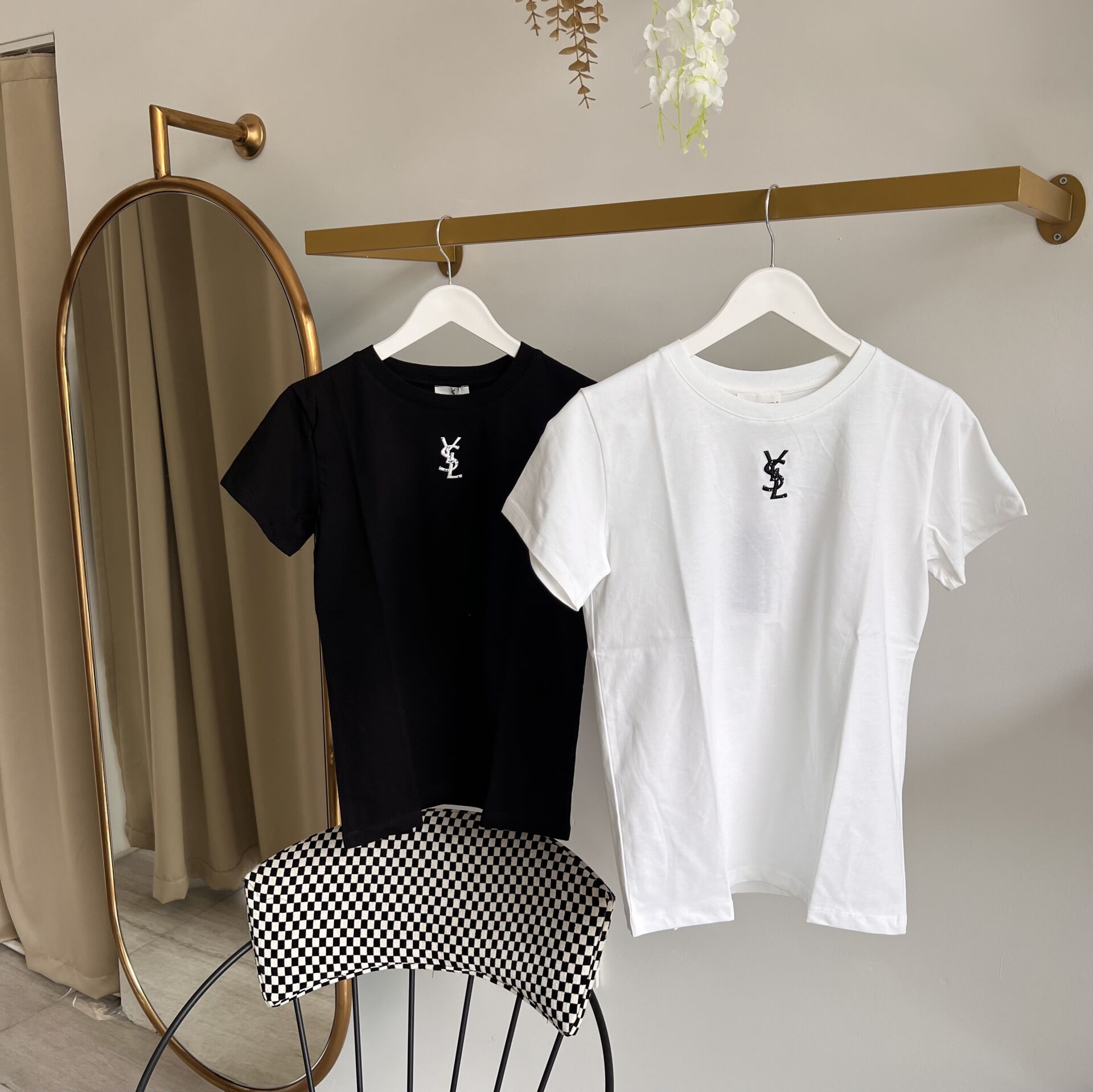 YSL NAKIŞ LOGO DETAYLI T-SHIRT
