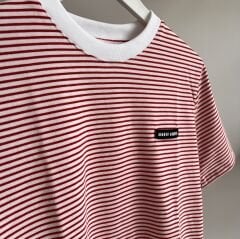Miu ETİKET LOGO DETAYLI ÇİZGİLİ T-SHIRT