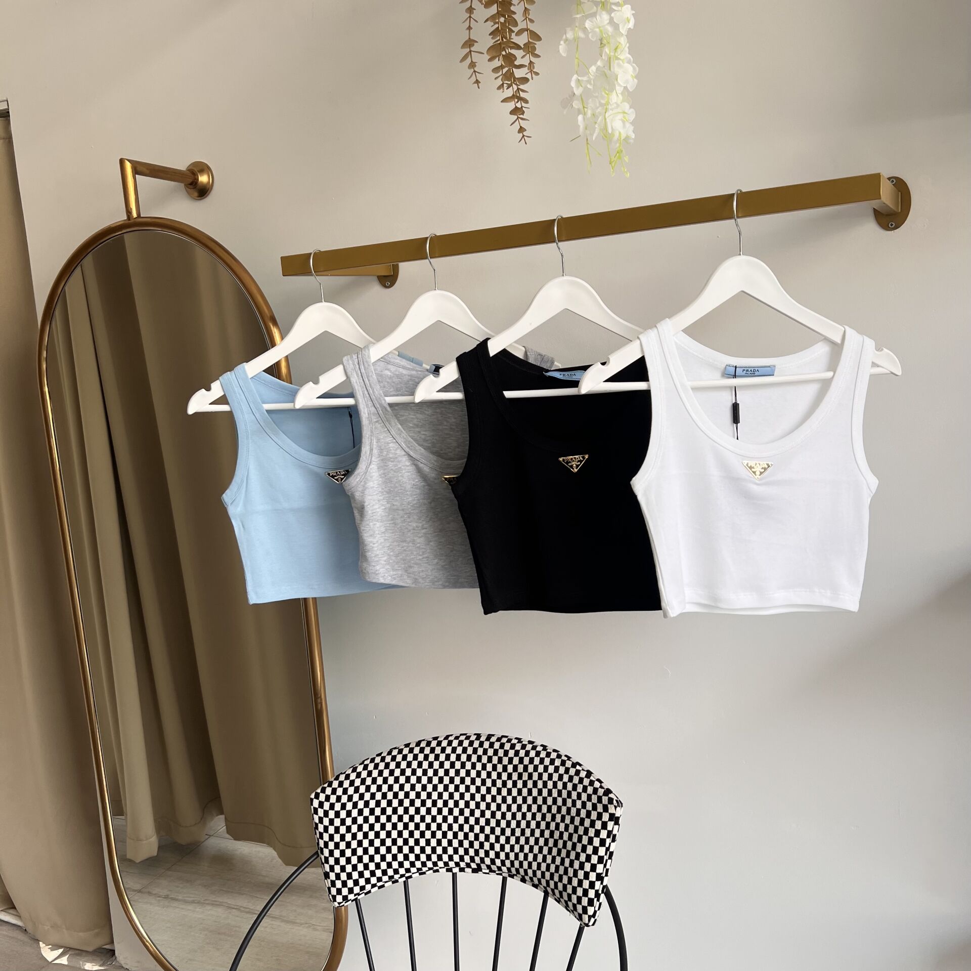 Pr*da METAL  LOGO DETAYLI FİTİLSİZ CROP