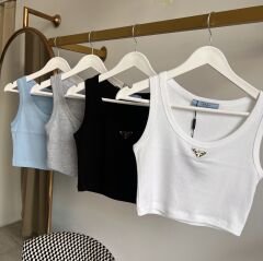 Pr*da METAL  LOGO DETAYLI FİTİLSİZ CROP
