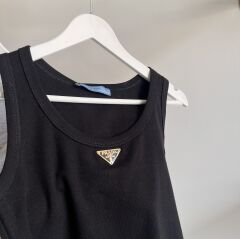 Pr*da METAL  LOGO DETAYLI FİTİLSİZ CROP